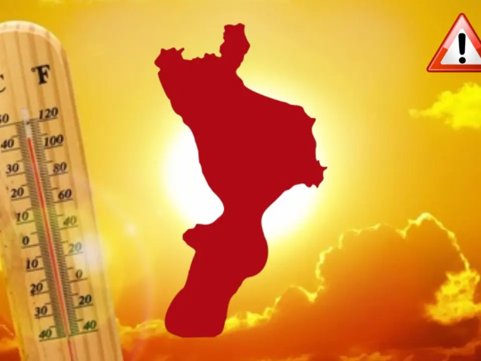 Caldo infernale in Calabria, punte di 44° e temperature roventi ovunque: ecco la situazione per provincia
