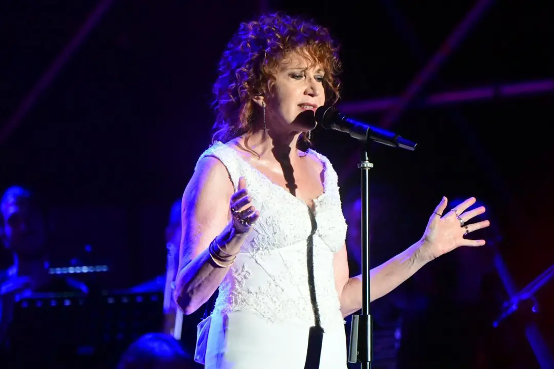 Fiorella Mannoia tra i protagonisti del Roccella summer festival: la “rossa” d’Italia sarà accompagnata dall’Orchestra Mercadante\n