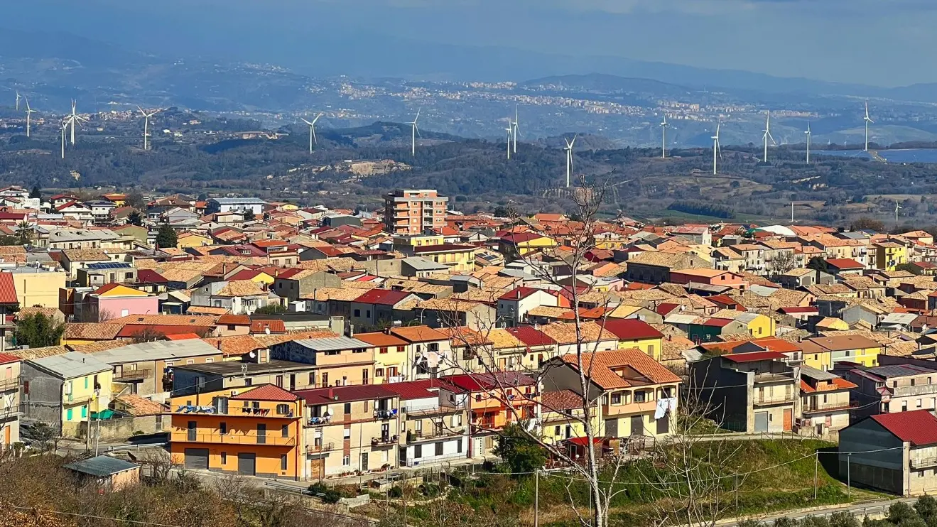 Scrigno di una bellezza senza tempo, ecco Girifalco: qui storia, cultura e leggenda si intrecciano nel cuore della Calabria\n