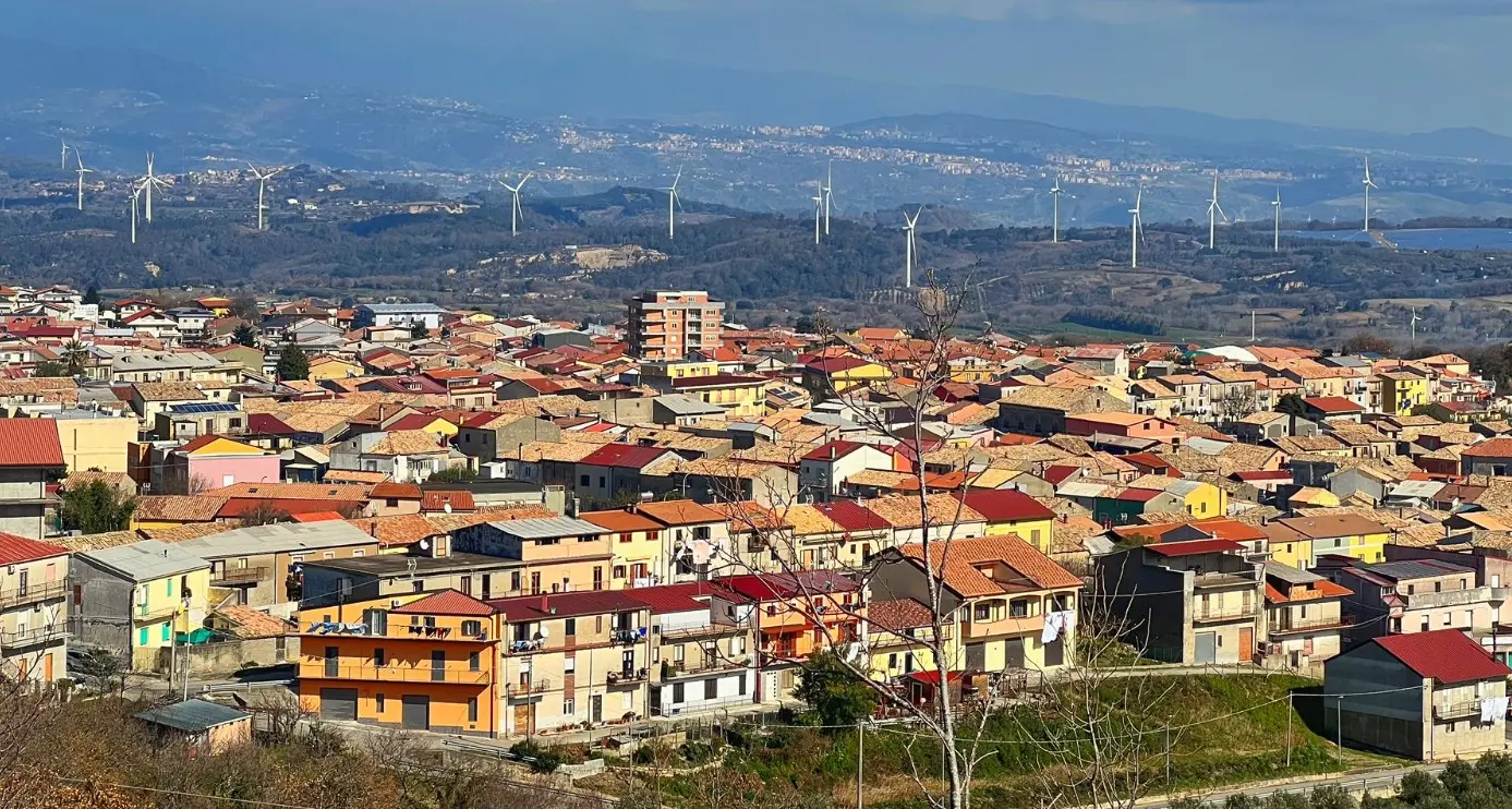 Scrigno di una bellezza senza tempo, ecco Girifalco: qui storia, cultura e leggenda si intrecciano nel cuore della Calabria\n