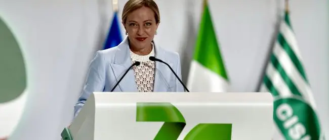 Sì del Governo al “Patto sulla responsabilità” proposto dalla Cisl. Meloni: «Puntiamo su innovazione e sviluppo del Mezzogiorno»\n