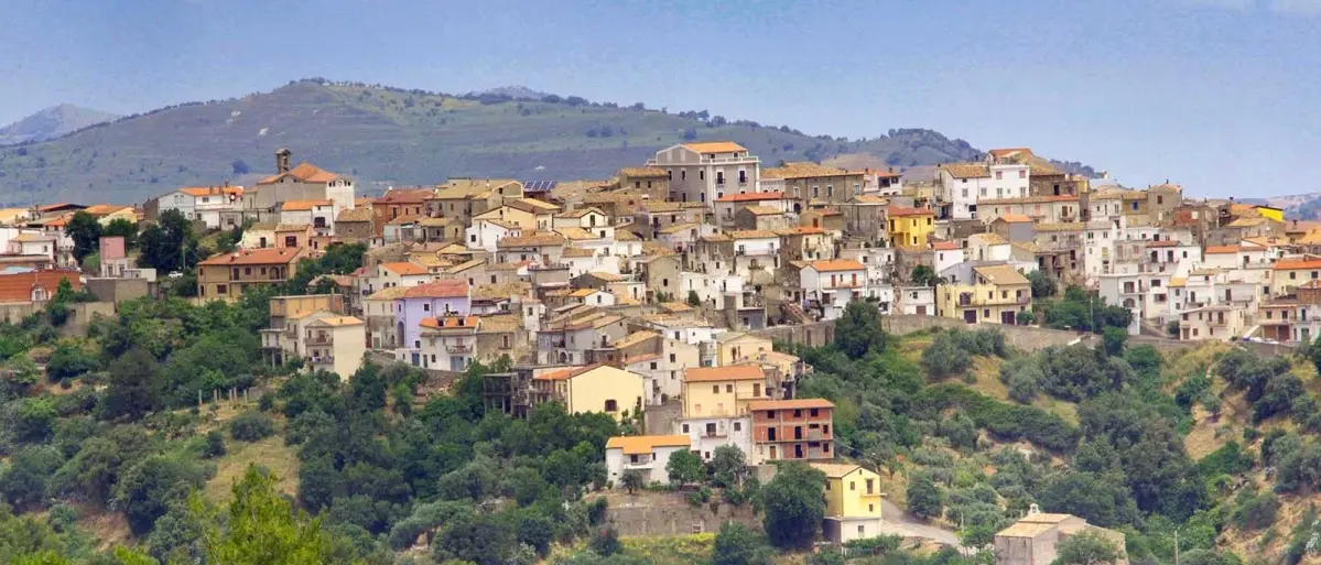 Elezioni annullate a Carfizzi, tutto rinviato: il Consiglio di Stato sospende la sentenza del Tar\n