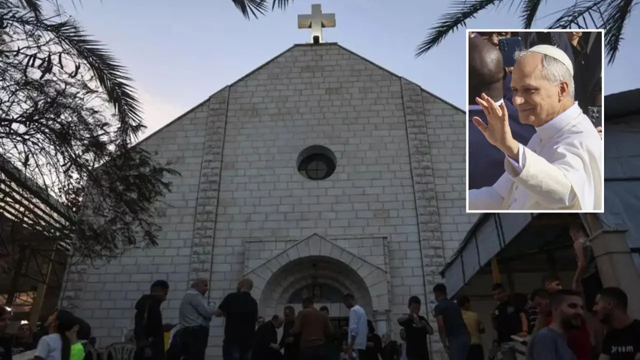 La chiesa della Sacra Famiglia a Gaza, nel riquadro Leone XIV