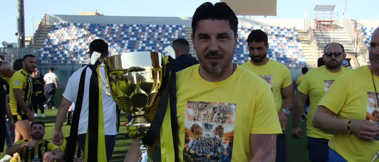 Dilettanti, Francesco Maiolo è il nuovo allenatore del Le Castella: «Ho tanto entusiasmo e la rosa è ben costruita»\n