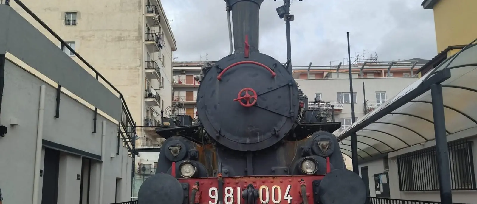 «La storica ferrovia Paola-Cosenza deve tornare a vivere»: la battaglia del cosentino Antonio Bruno\n