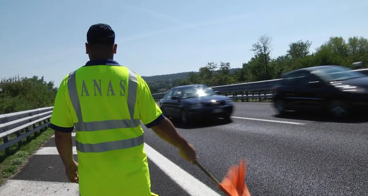 Autostrada A2, domenica notte blocchi di 15 minuti tra gli svincoli di Torano e Tarsia