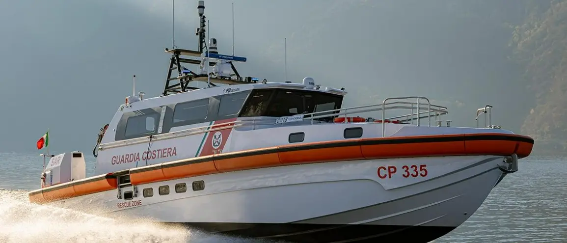 Corpo senza vita recuperato al largo di Crotone: potrebbe appartenere ad uno dei diportisti tarantini dispersi\n