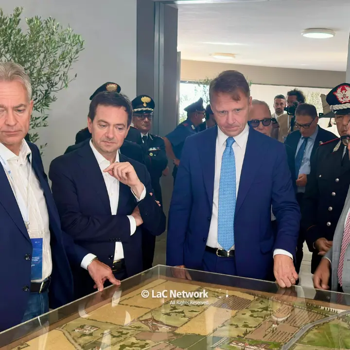 Vinitaly and the City, a Sibari anche il ministro Lollobrigida: «Cooperazione vincente tra Calabria e Veneto»