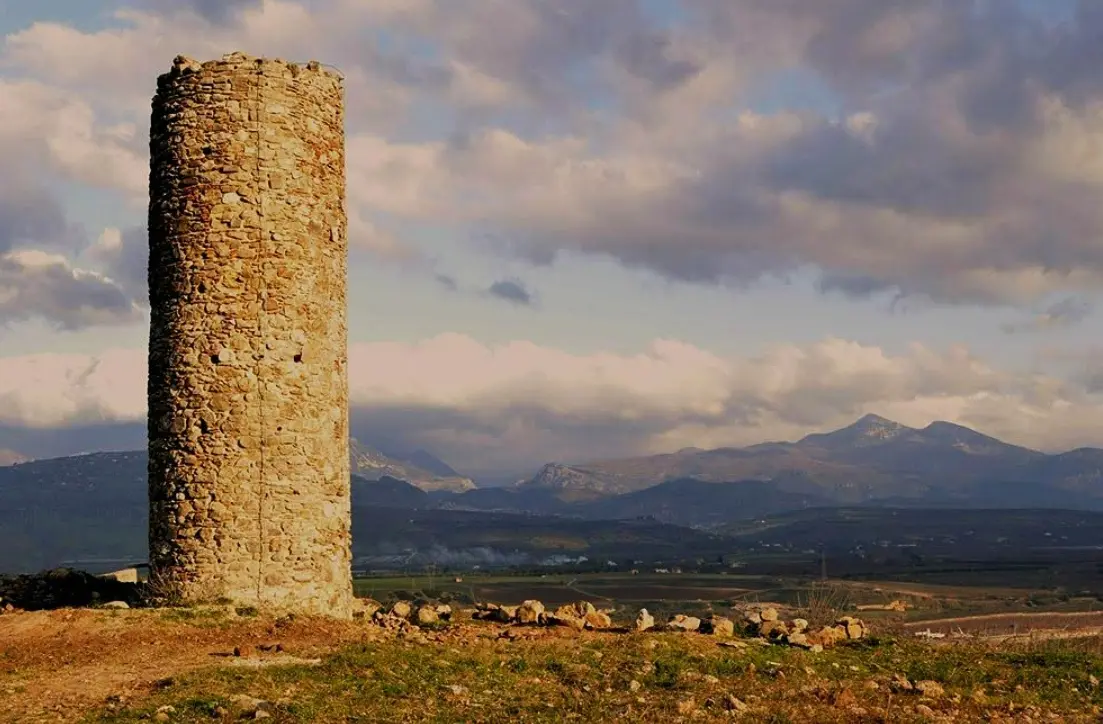 A Spezzano Albanese tre giorni di appuntamenti culturali tra archeologia e astronomia: il programma\n