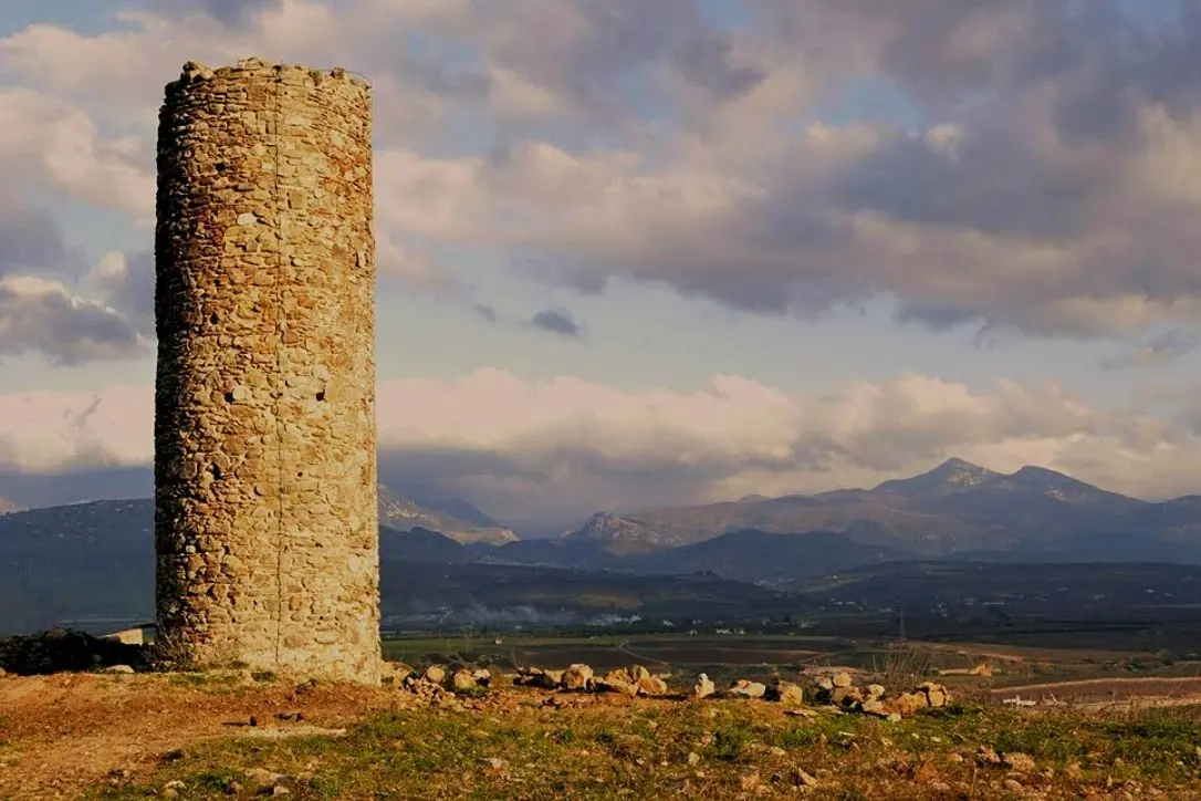 A Spezzano Albanese tre giorni di appuntamenti culturali tra archeologia e astronomia: il programma\n