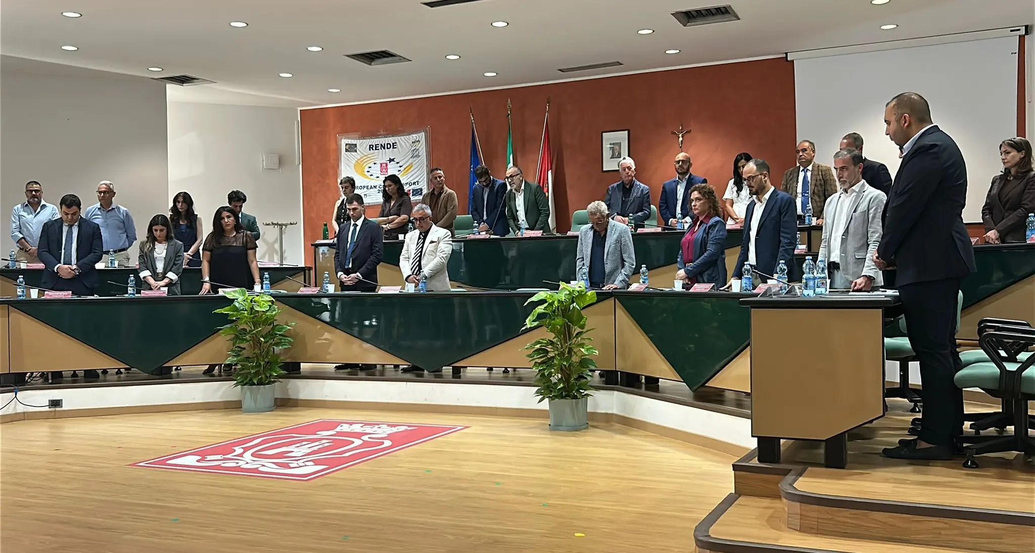 Rende, i capigruppo di maggioranza esultano per l’assoluzione di Principe