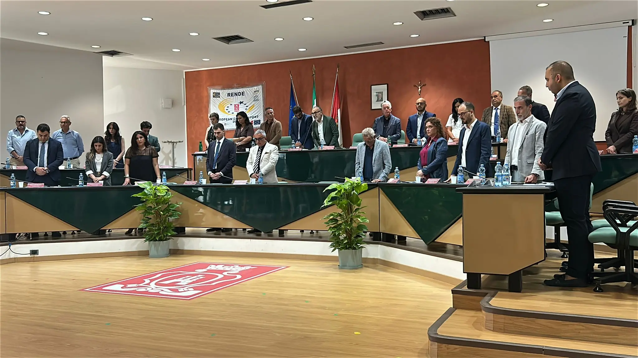 Rende, i capigruppo di maggioranza esultano per l’assoluzione di Principe