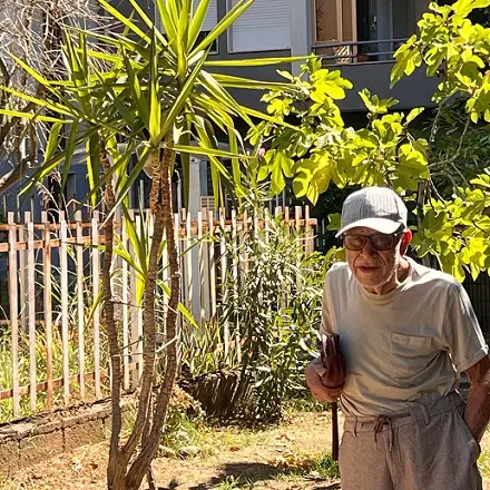Cosenza, a Bosco de Nicola la terza età coltiva i giardini diffusi