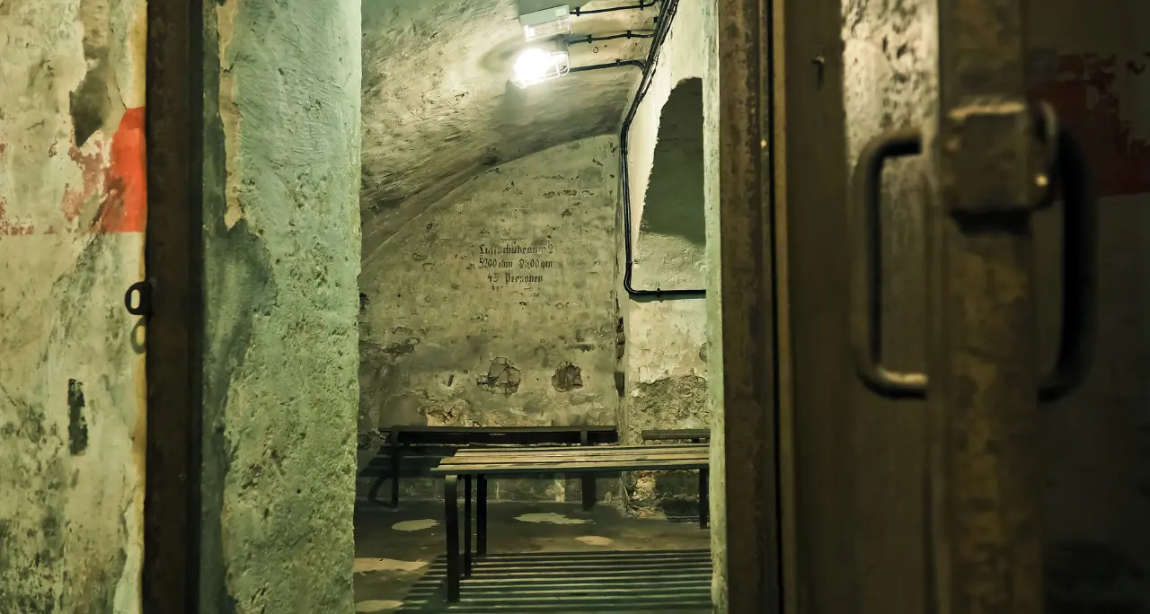 C'è puzza di guerra? Meglio farsi un bunker antiatomico. Ma se lo volete extralusso preparate almeno mezzo milione