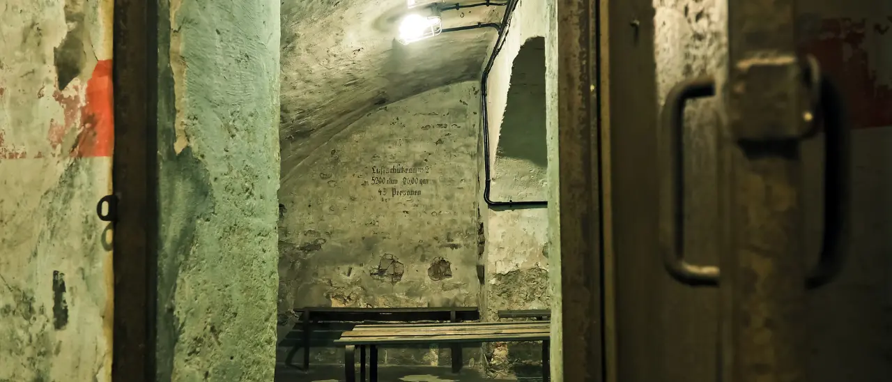 C'è puzza di guerra? Meglio farsi un bunker antiatomico. Ma se lo volete extralusso preparate almeno mezzo milione