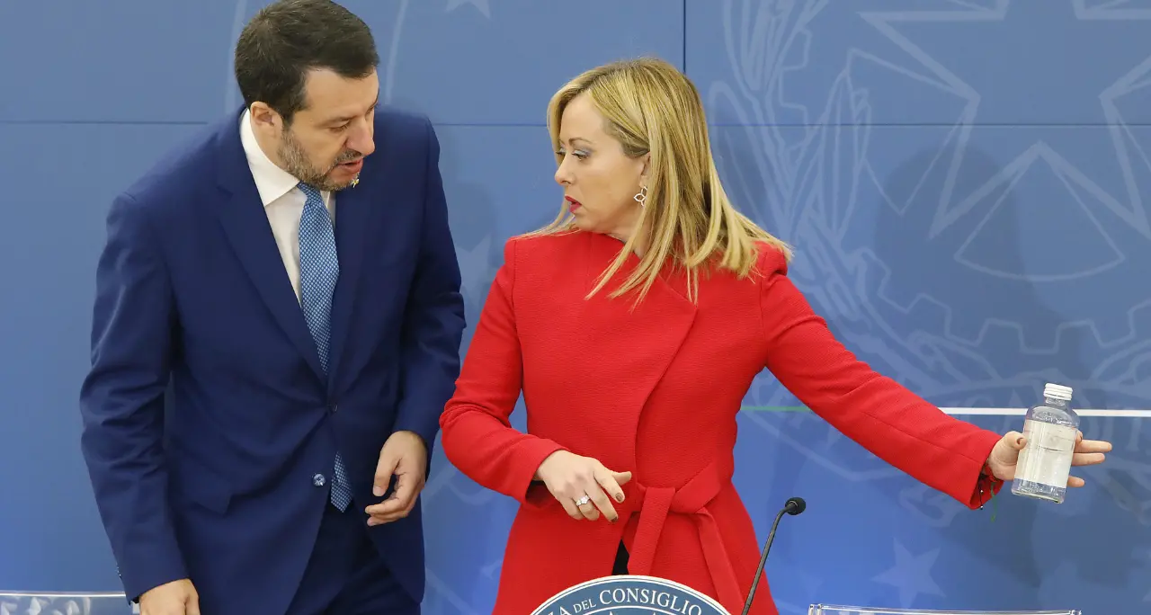 Il Risiko di Giorgia: ministeri, governatori e sgambetti. E Salvini mastica amaro