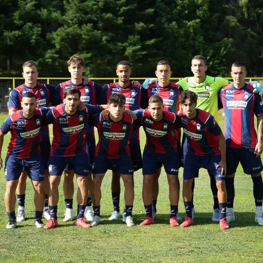 \n\nCrotone, goleada nel test amichevole contro il Rocca di Neto: in Sila finisce 6-1\n\n\n\n\n