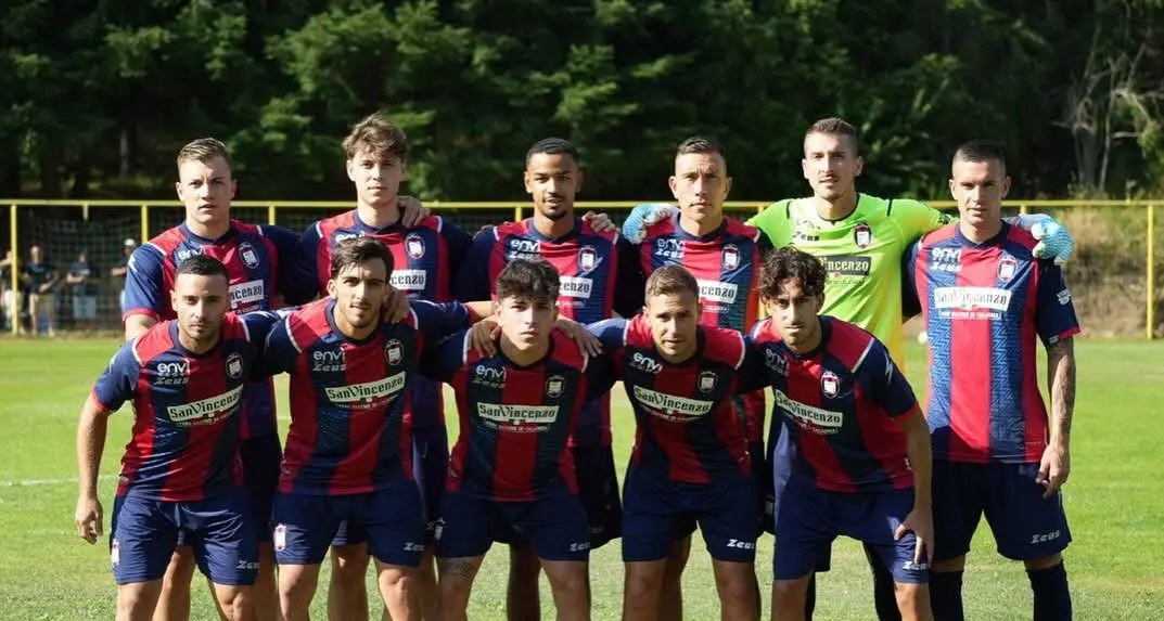 \n\nCrotone, goleada nel test amichevole contro il Rocca di Neto: in Sila finisce 6-1\n\n\n\n\n