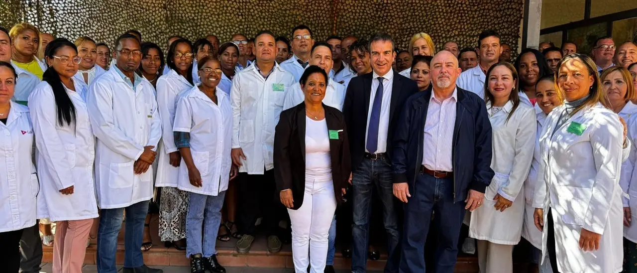 Medico cubano lascia l’ospedale pubblico per la sanità privata, a Vibo spunta un altro caso. Piscitelli (Asp): «Una beffa»\n