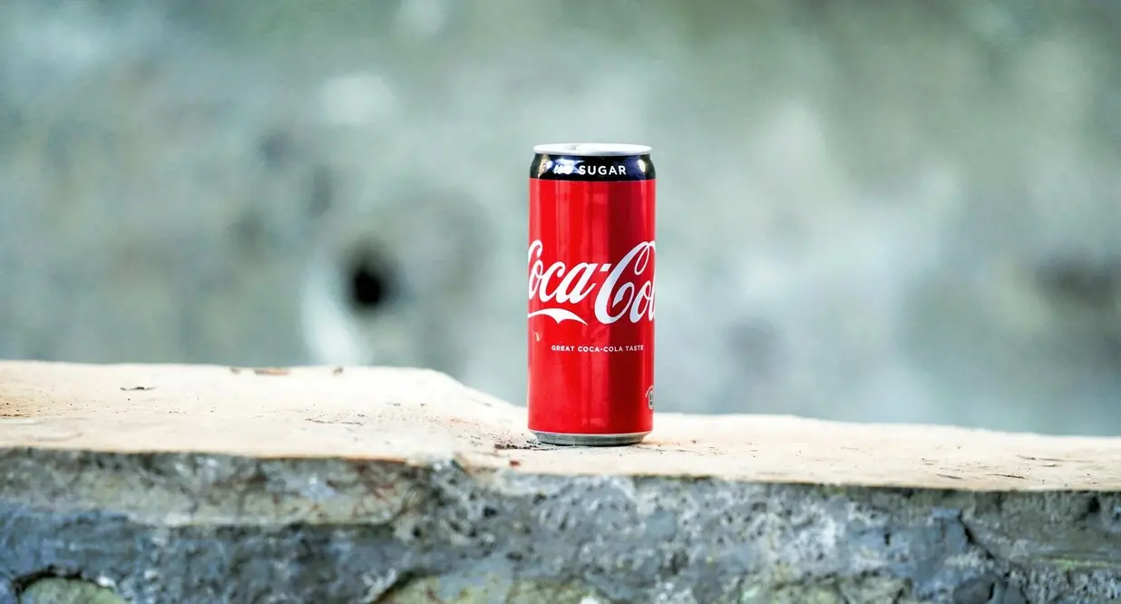 In autunno arriverà la Coca cola con zucchero di canna, l’azienda: «Fa parte del nostro programma di innovazione»\n