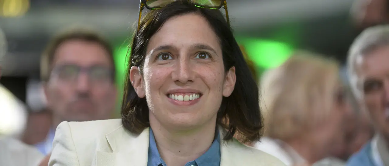 Schlein dopo aver detto No ad Atreju andrà al festival di Soverato finanziato dalla Calabria Film Commission\n