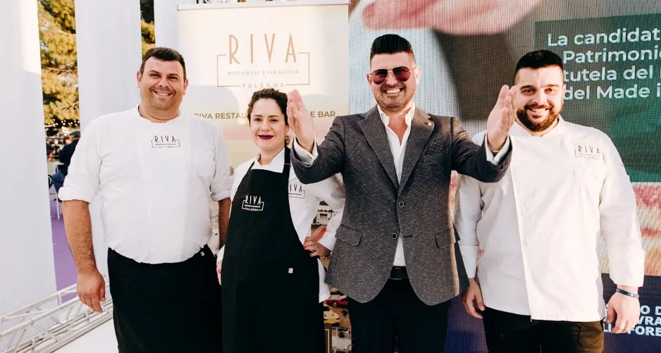 Il Riva di Falerna Marina protagonista a Vinitaly and the City di Sibari 2025: una celebrazione del gusto calabrese tra terra e mare\n