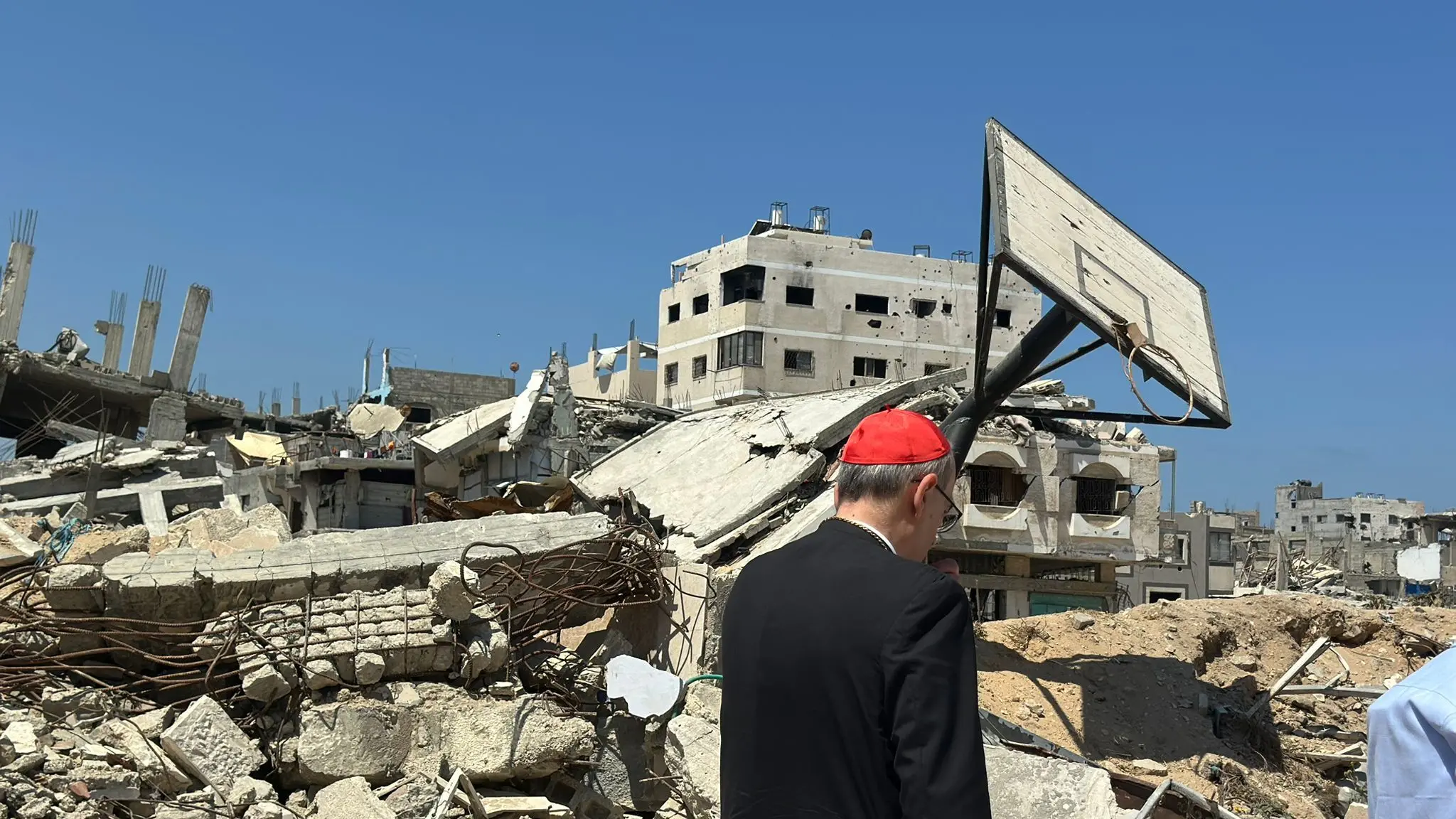 <p>La visita del cardinale&nbsp;Pizzaballa a Gaza</p>\\n