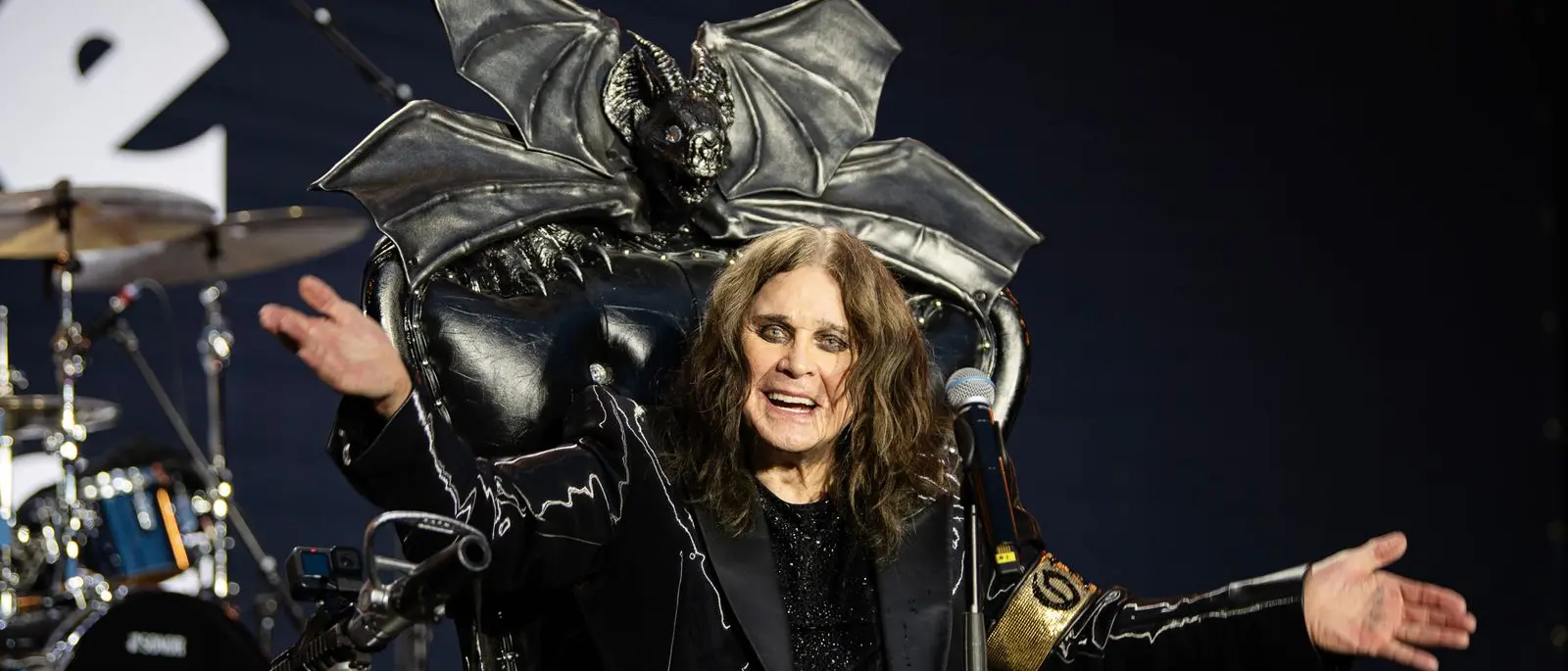 Ozzy Osbourne e la morte dolce: l’ipotesi shock del suicidio assistito scuote il mondo del rock\n