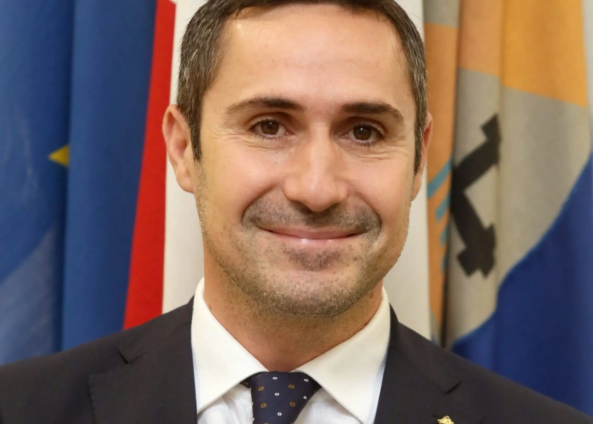 Medici cubani via dagli ospedali pubblici calabresi, Alecci (Pd): «I conti non tornano, presentata un’interrogazione a Occhiuto»