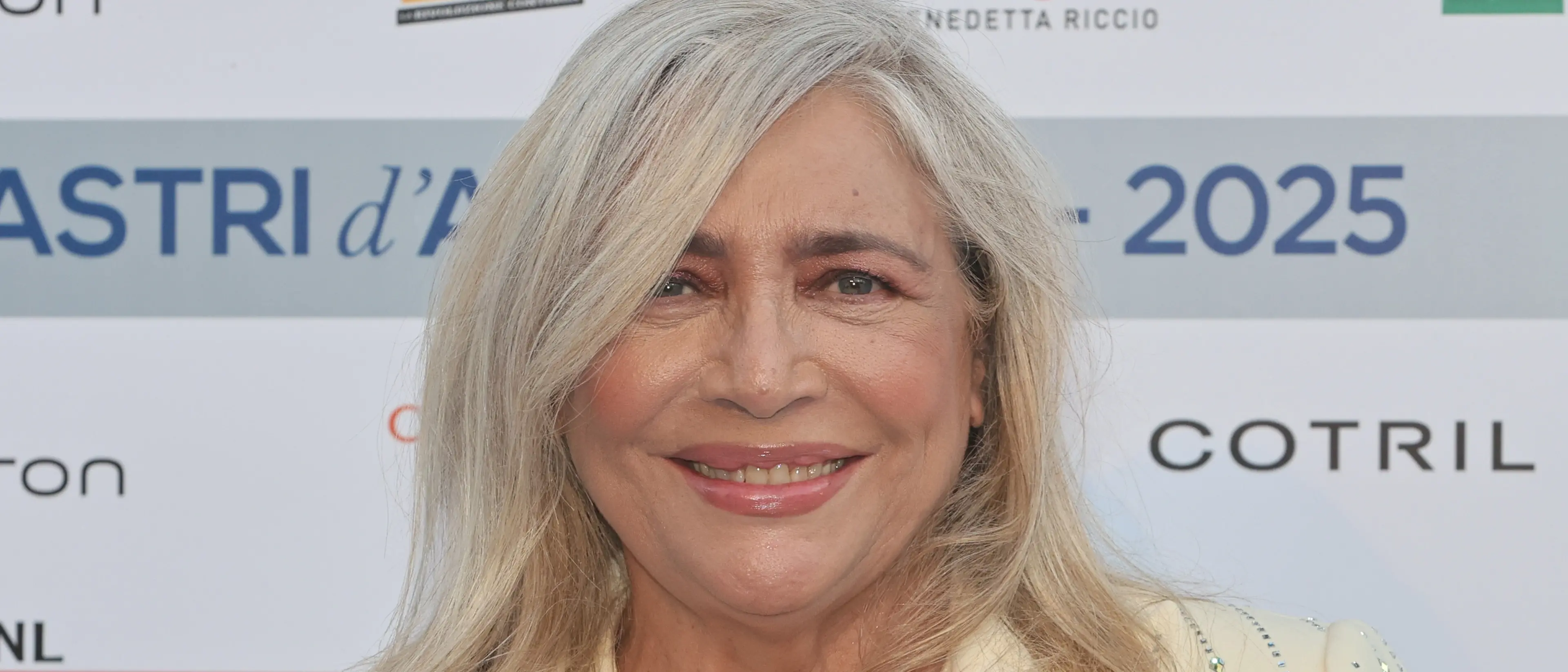 Nessuno vuol fare Domenica In con Mara Venier: resta vuoto il posto al fianco della regina della tv\n