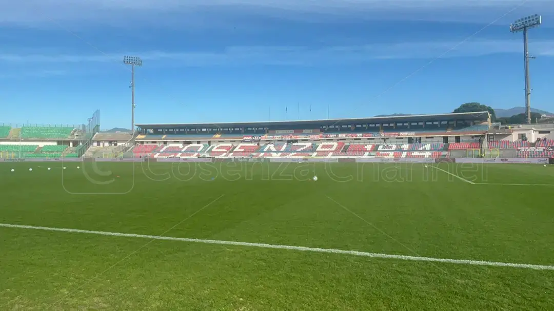 Cosenza-Monopoli, scattano i divieti attorno al Marulla\n