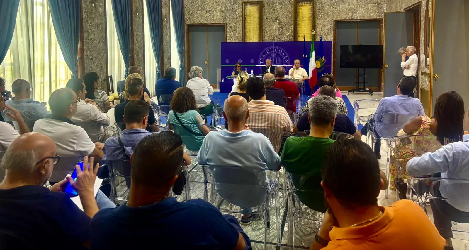 Tis, i Comuni cosentini: «Il termine del 31 luglio non sia perentorio»