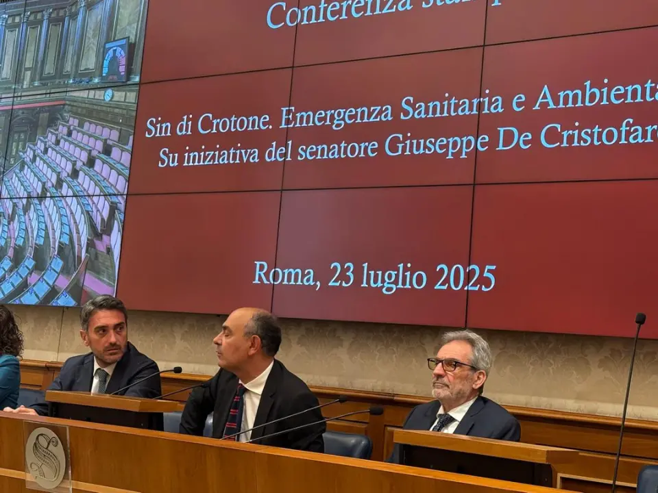 Bonifica Crotone: il centrosinistra calabrese unito chiede giustizia ambientale e sanitaria