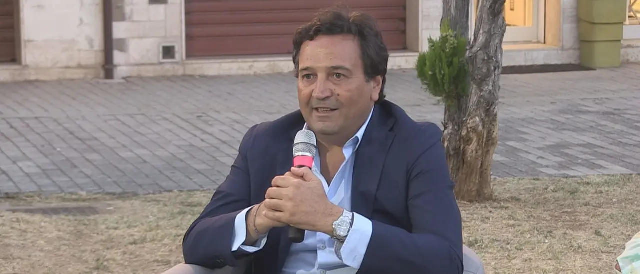 Orsomarso (Fdi) benedice l’Occhiuto-bis: «Gli abbiamo chiesto di ricandidarsi due anni fa e non abbiamo cambiato idea»\n