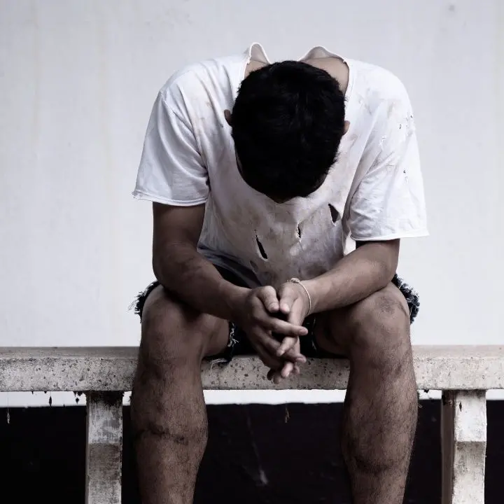 La violenza invisibile:\u00A0quando l’uomo è vittima e nessuno vuole ascoltare\n