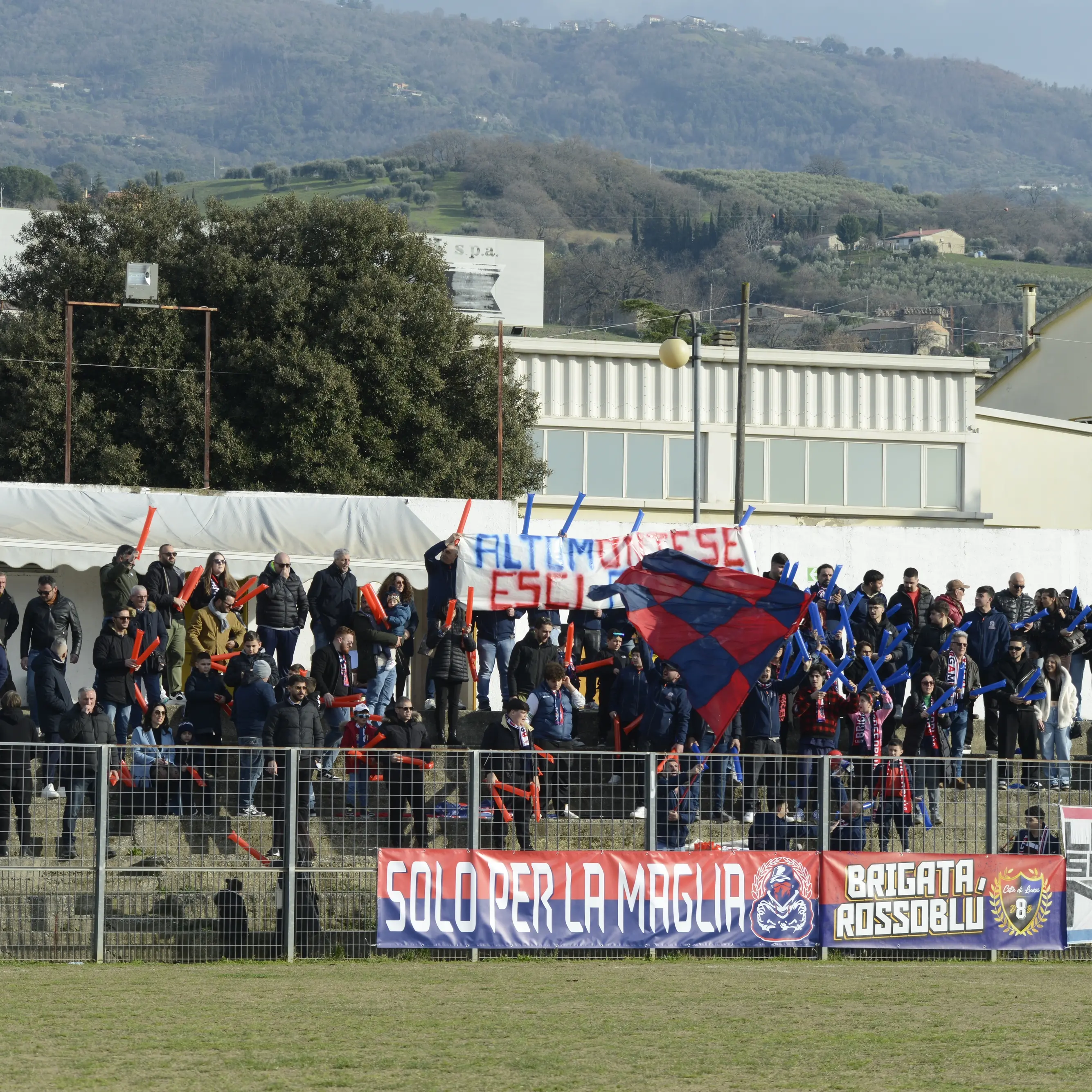 Eccellenza, tra conferme e volti nuovi: la DB Rossoblù Luzzi\u00A0punta verso l’alto\u00A0e si rinforza\u00A0per puntare alla vittoria del campionato\n