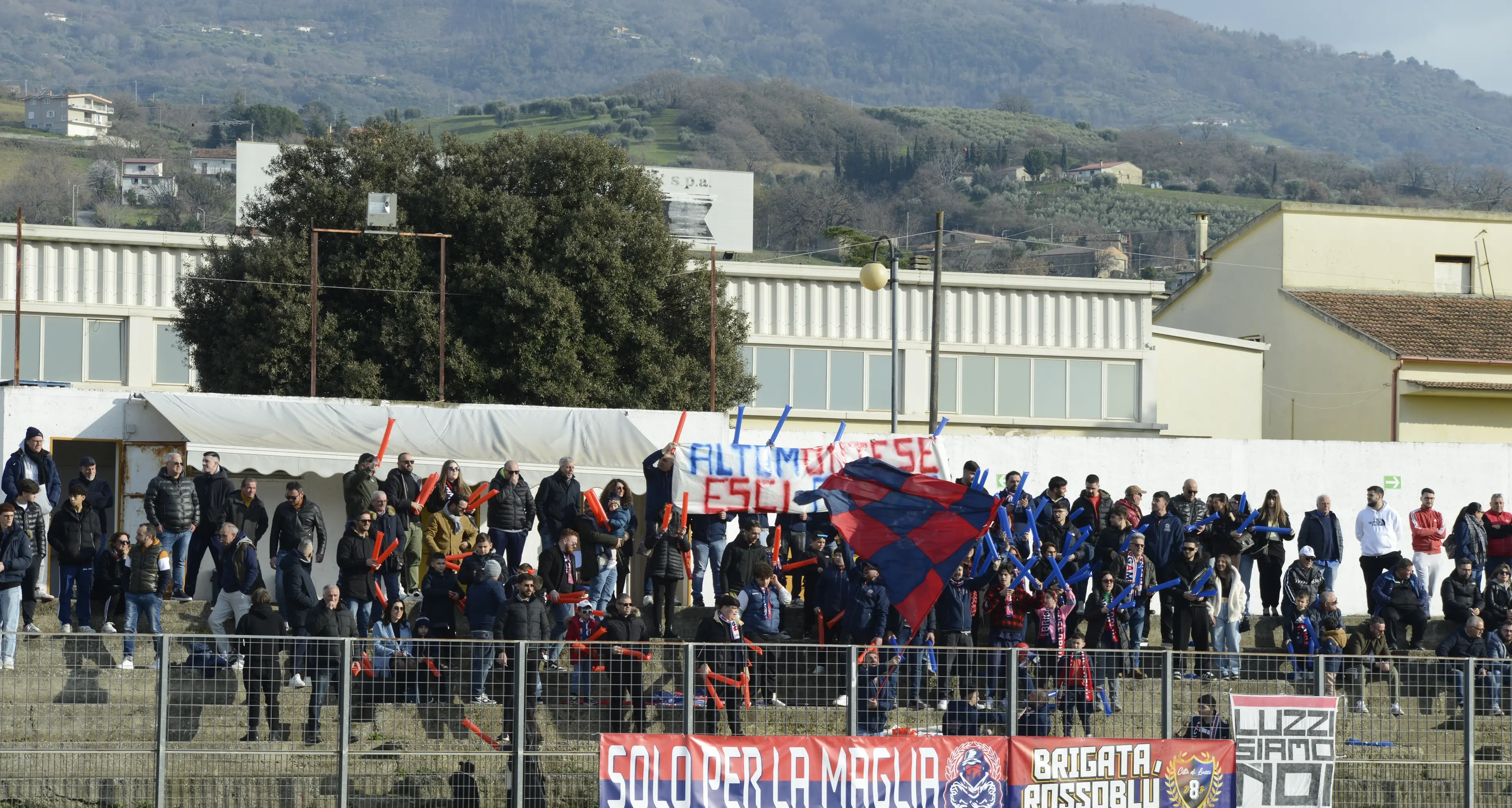 Eccellenza, tra conferme e volti nuovi: la DB Rossoblù Luzzi\u00A0punta verso l’alto\u00A0e si rinforza\u00A0per puntare alla vittoria del campionato\n