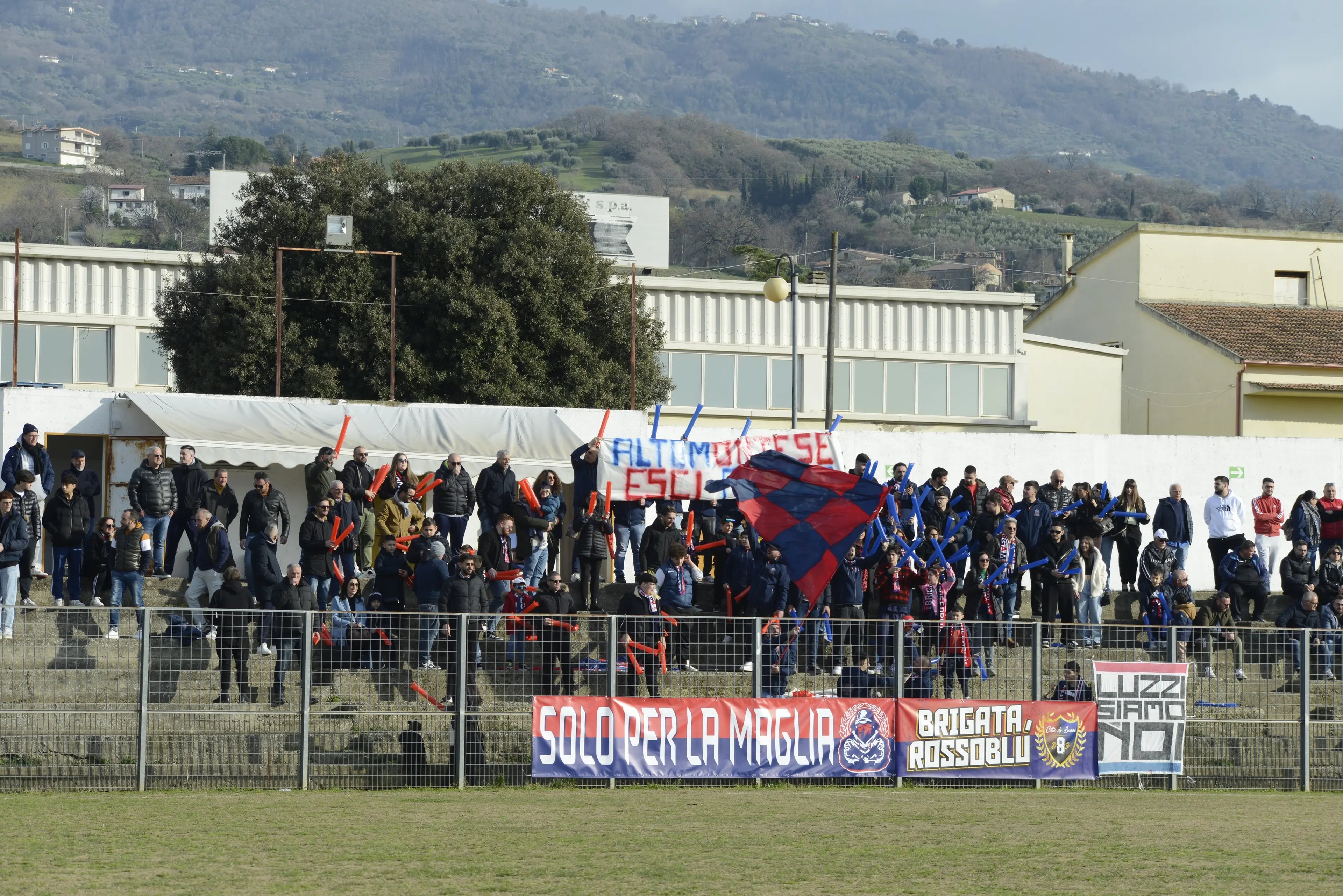 Eccellenza, tra conferme e volti nuovi: la DB Rossoblù Luzzi\u00A0punta verso l’alto\u00A0e si rinforza\u00A0per puntare alla vittoria del campionato\n