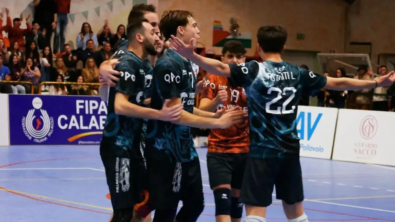 Volley, la Calabria fa la voce grossa in Serie B: anche il Crotone arriva nella categoria interregionale\n