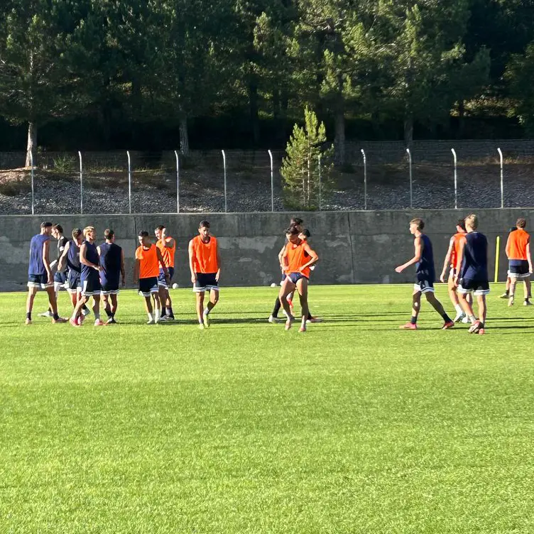 Cosenza, allenamento mattutino agli ordini di Buscé | VIDEO