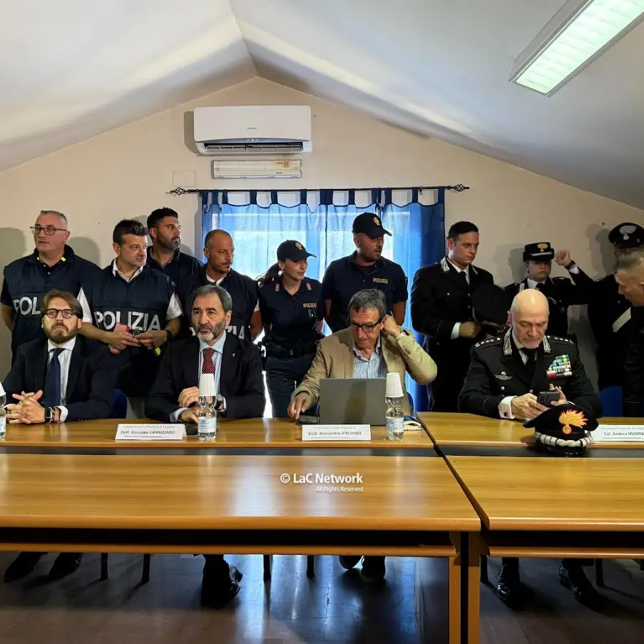 «A Corigliano Rossano tre sparatorie e nessuno ha visto nulla, omertà inaccettabile»: il monito del procuratore D’Alessio\n