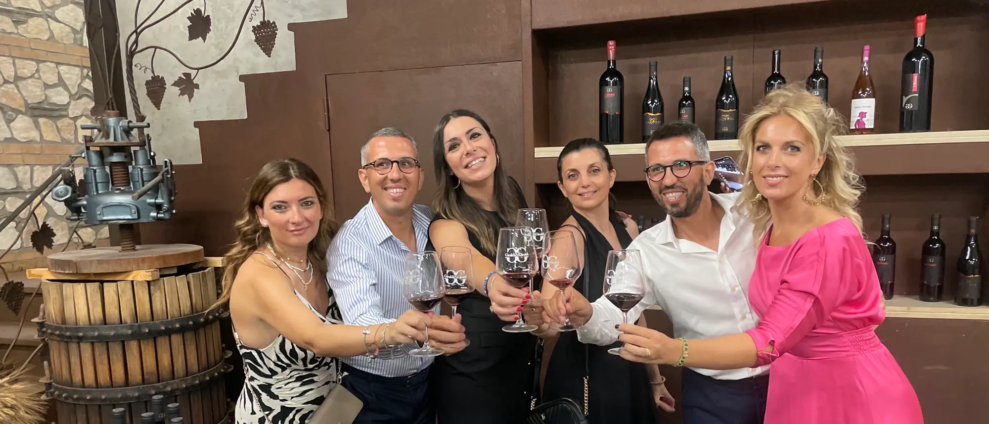 Rende, il vino dei fratelli Giraldi vince la medaglia d’oro in Cina