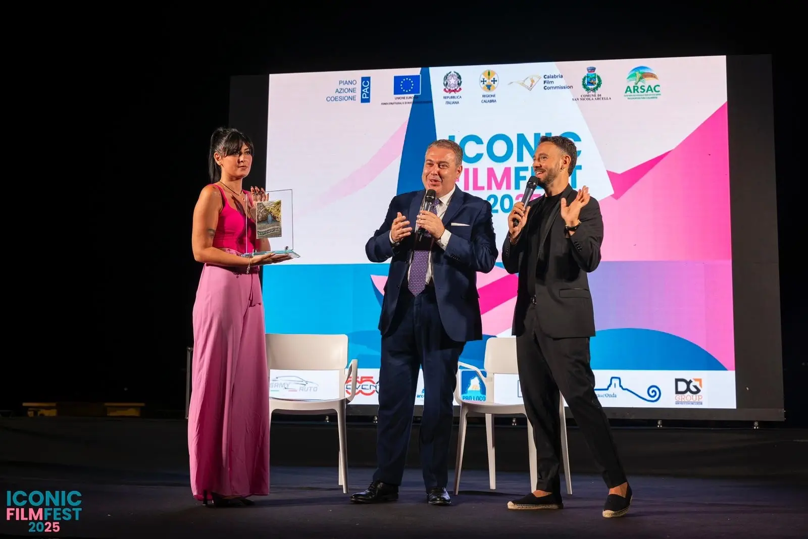 Si alza il sipario su Iconic Film Festival: a San Nicola Arcella cinema e grandi ospiti sotto le stelle\n