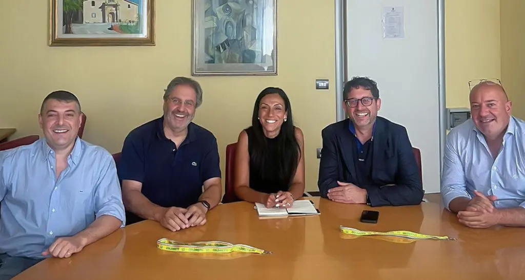 Rende, incontro con Coldiretti. Sul tavolo un mercato coperto per “Campagna amica” e un villaggio annuale