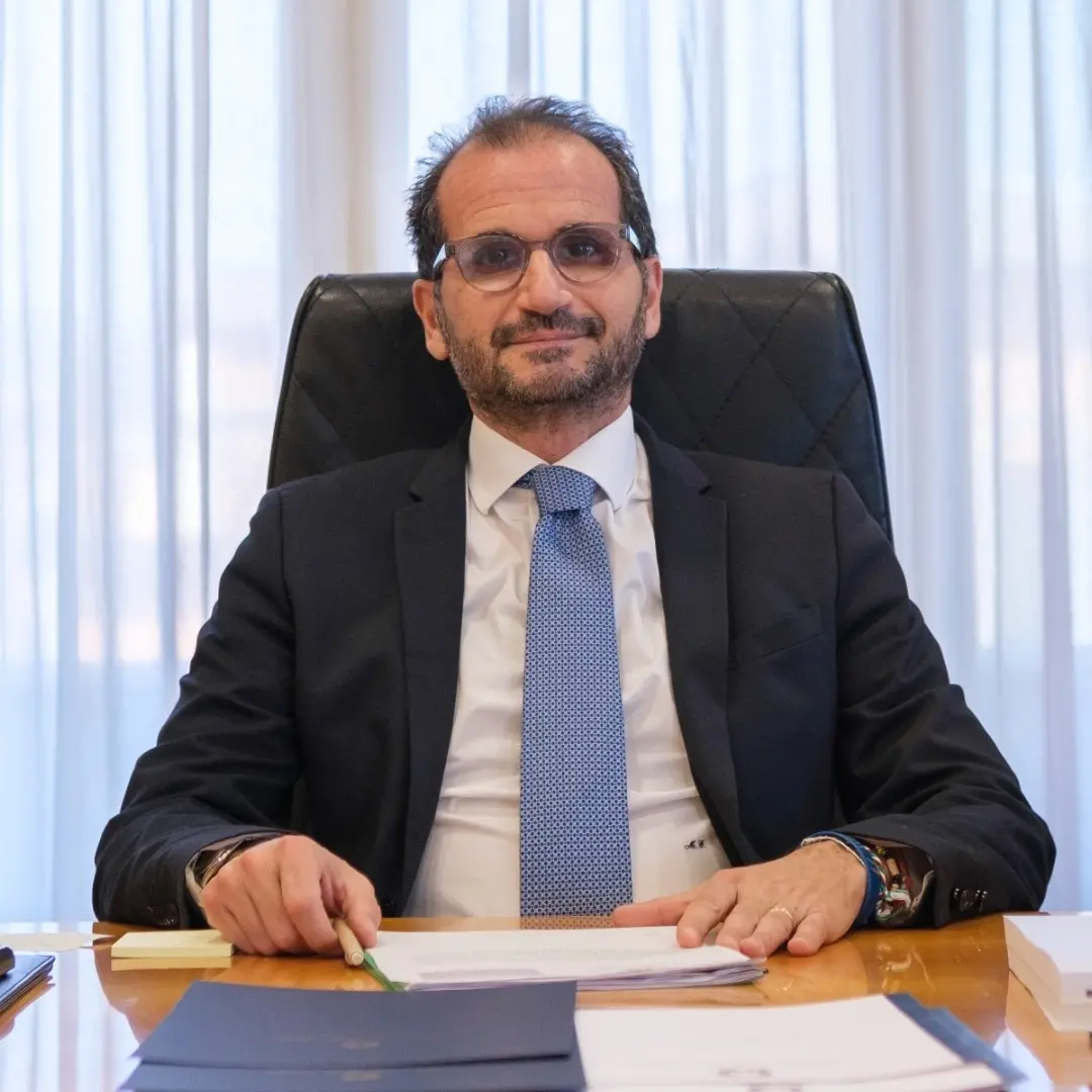 Un farmacista al governo: Gemmato in corsa per fare il viceministro, ma la pillola è dura da mandare giù\n