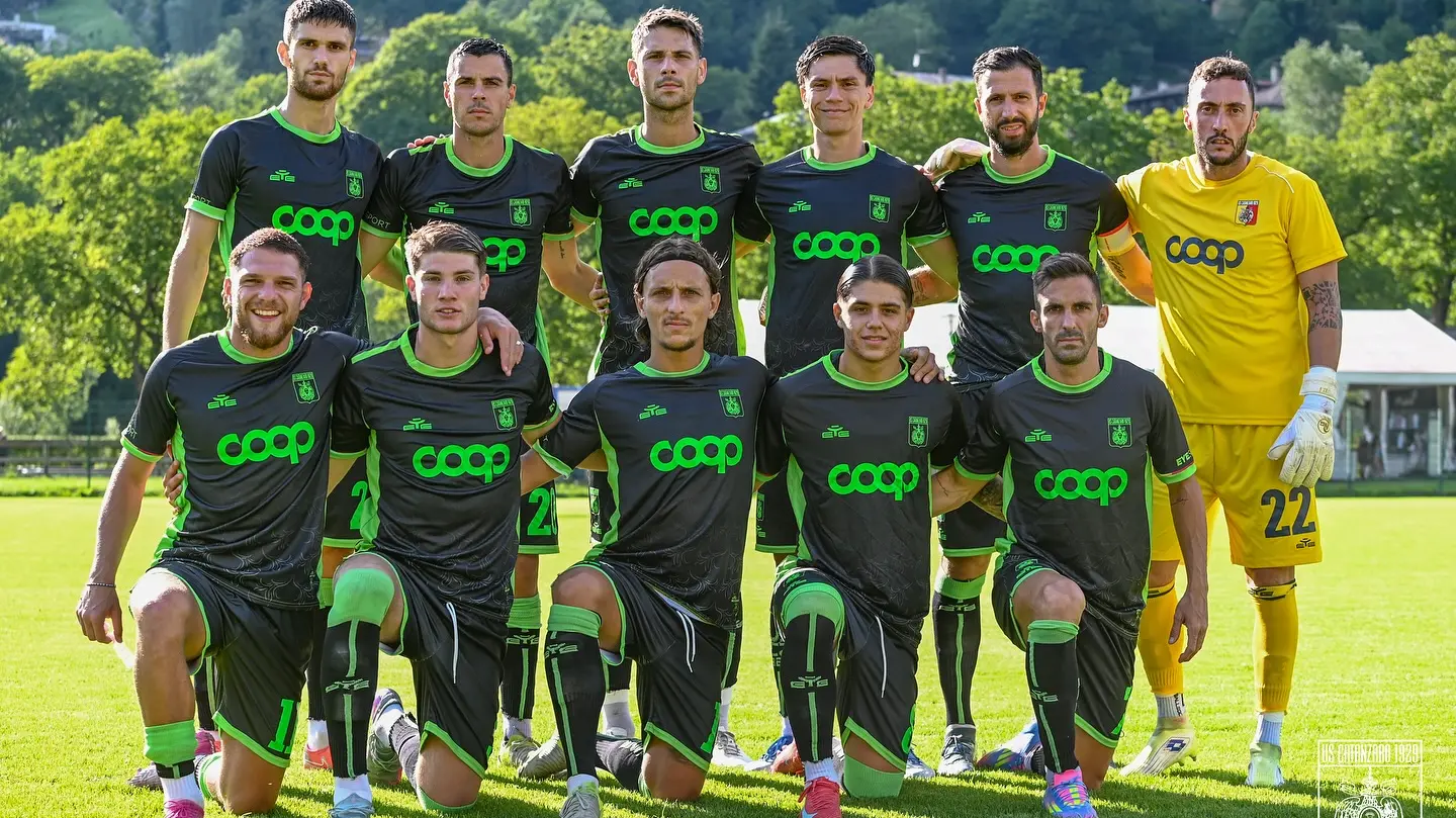 <p>Foto Us Catanzaro</p>\\n