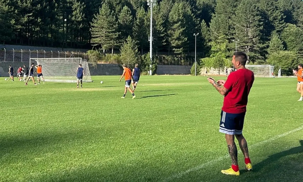 Pomeriggio di riposo per il Cosenza, domenica la prima amichevole