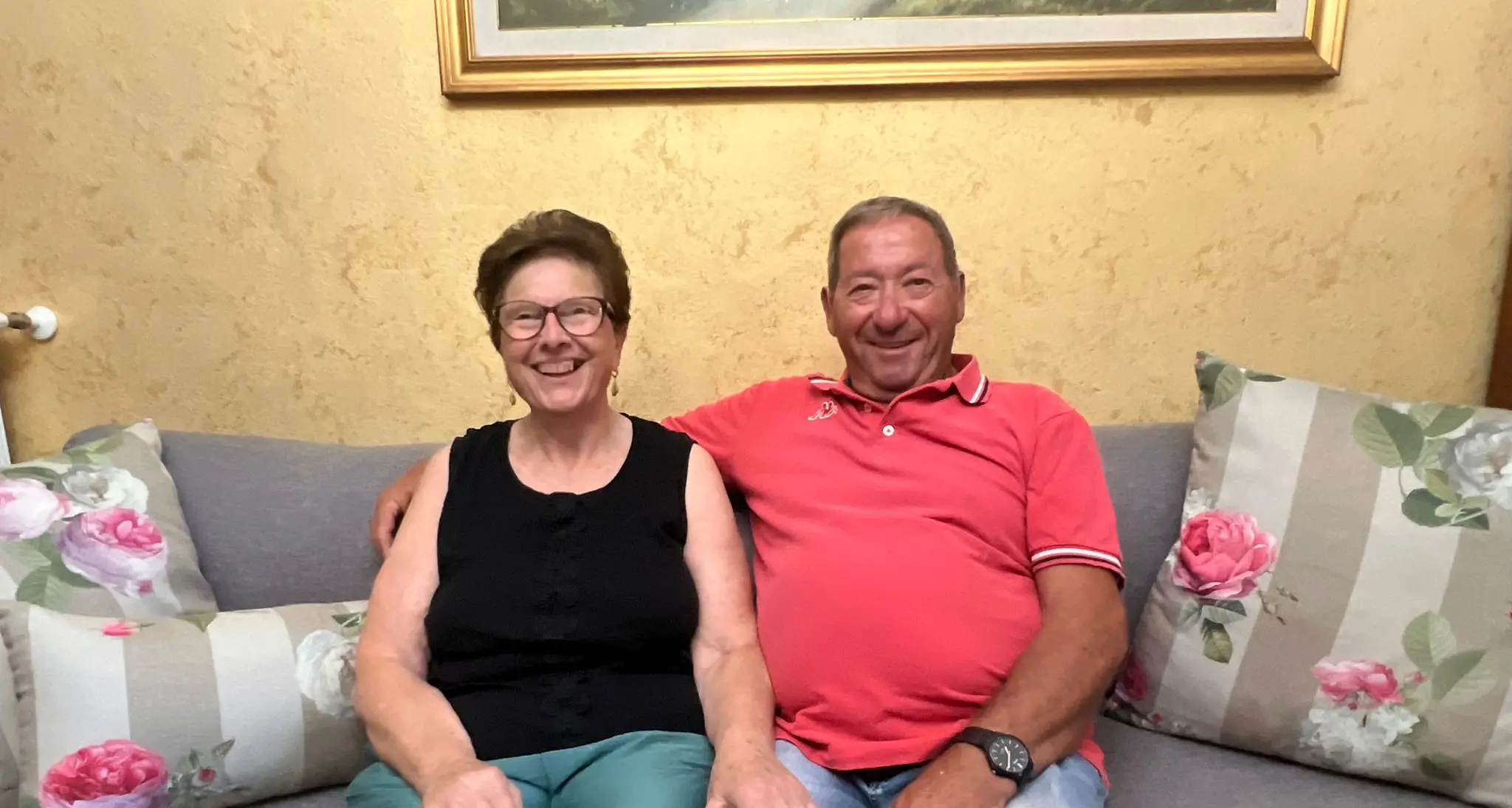 \n\nEstate a Stalettì, per Raffaellina e Antonio\u00A058 anni insieme tra ricordi,\u00A0centrini e baci rubati: «Oggi manca rispetto»\n\n\n