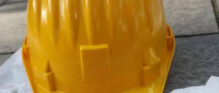 San Lorenzo del Vallo, cade da un ponteggio. Trasferito in ospedale a Cosenza