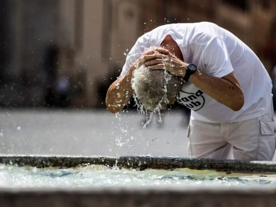 Calabria rovente, picchi di 44 gradi: record di temperature nel Tirreno cosentino